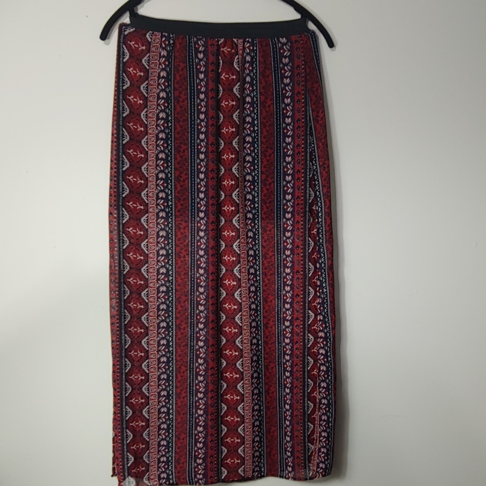 H & M Maxi skirt